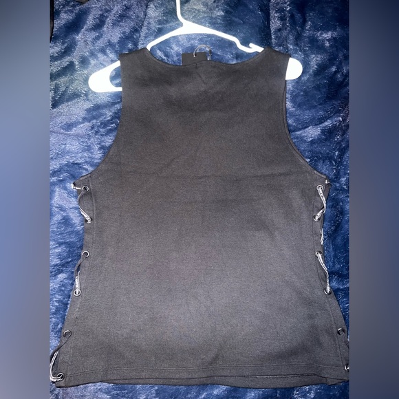 TRUE RELIGION Lace up the side tank. Size XL - Picture 2 of 6